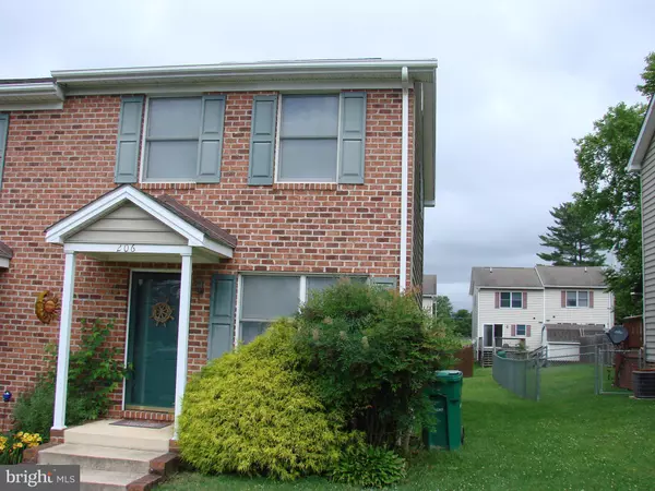 206 FOURTH ST., Luray, VA 22835