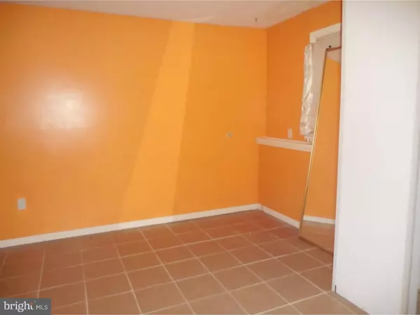 Gibbstown, NJ 08027,209 PHYLISS DR