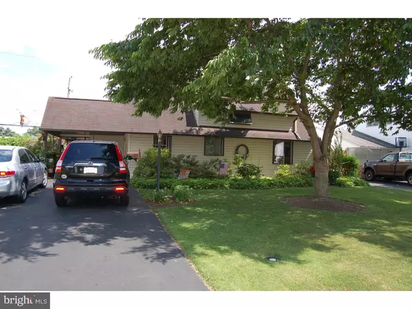 Levittown, PA 19055,40 CORAL LN