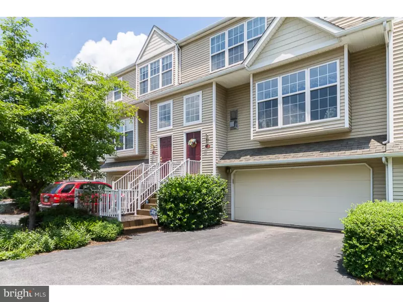 487 LAKE GEORGE CIR, West Chester, PA 19382