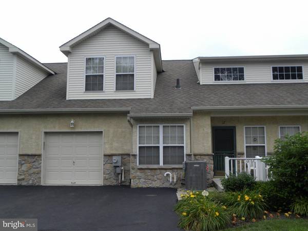 12 TRENT LN, East Norriton, PA 19401