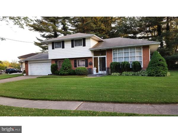 102 ADRIENNE AVE, Blackwood, NJ 08012