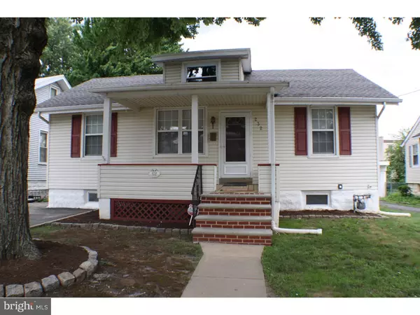 232 WINONA AVE, Holmes, PA 19043