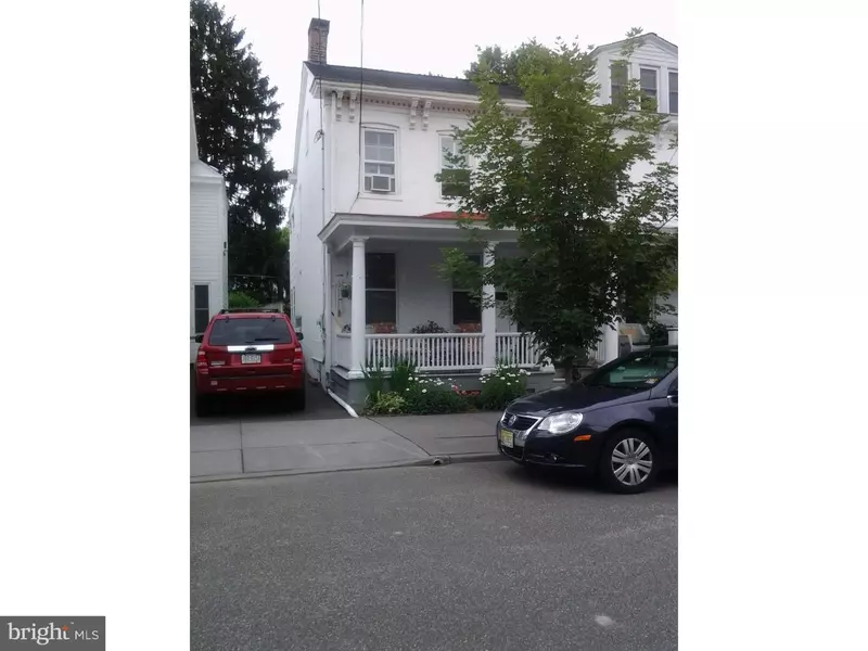 40 PERRY ST, Lambertville, NJ 08530