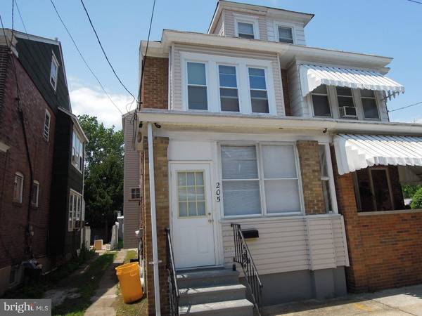 205 RANDALL AVE, Trenton, NJ 08611