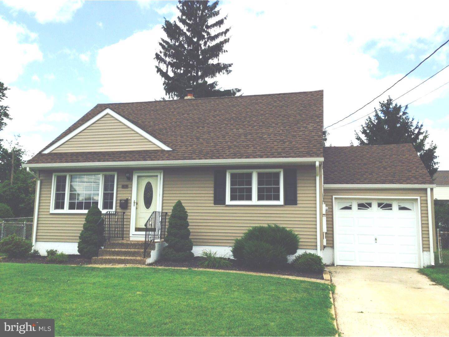 16 BALTUSROL ST, Hamilton, NJ 08690