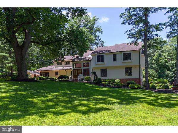 1132 WINDING DR, Cherry Hill, NJ 08003