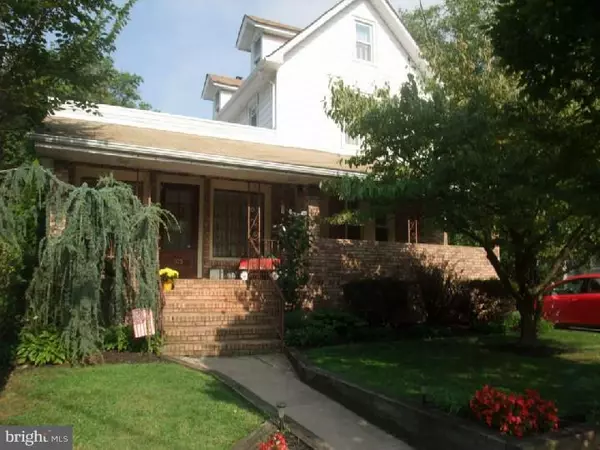 105 W CENTRAL AVE, Moorestown, NJ 08057