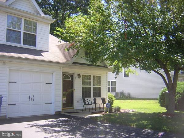 5 FOREST GLEN CT, Bear, DE 19701