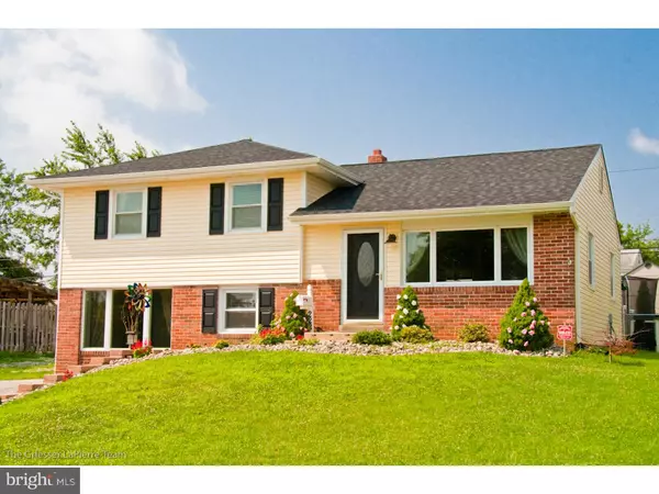 222 ASHFORD DR, Broomall, PA 19008