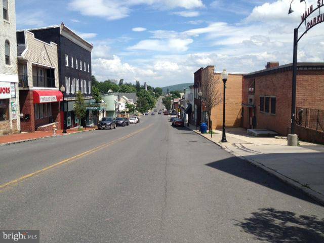 Frostburg, MD 21532,64 MAIN ST