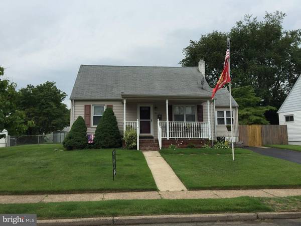 15 EXETER DR, Hamilton, NJ 08610