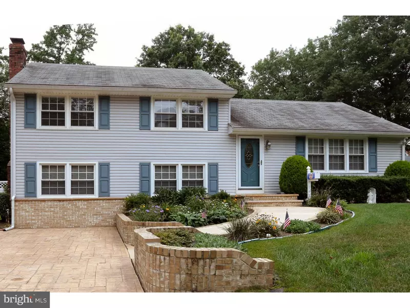 147 FOX CHASE DR, Delran, NJ 08075