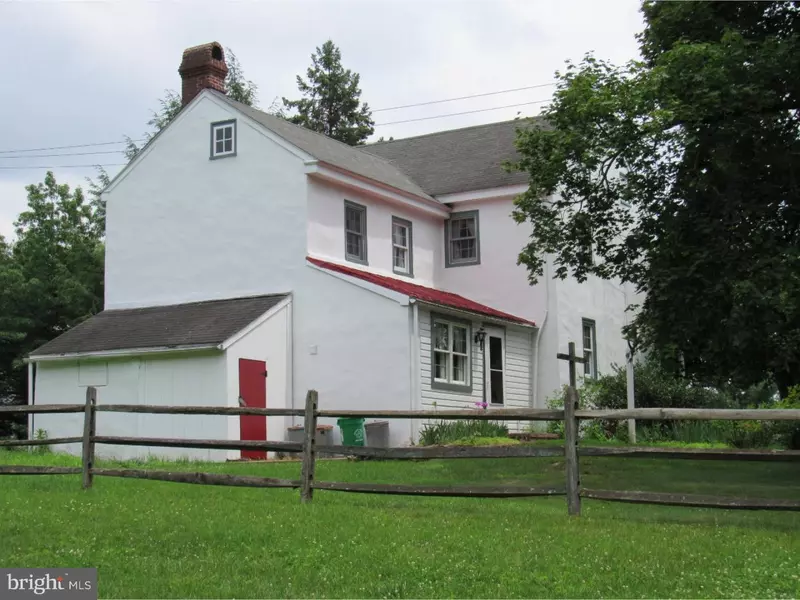 261 N TOWNSHIP LINE RD, Schwenksville, PA 19473