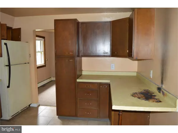 Gibbstown, NJ 08027,252 MEMORIAL AVE