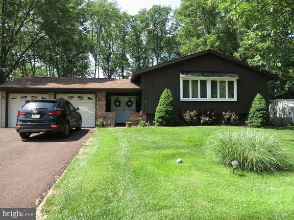 205 PADDOCK CIR, West Norriton, PA 19403