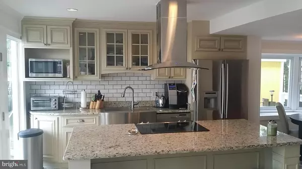 Lorton, VA 22079,5738 MALLOW TRL