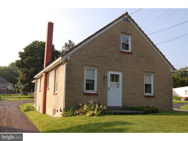 139 MEMORIAL HWY, Fleetwood, PA 19522