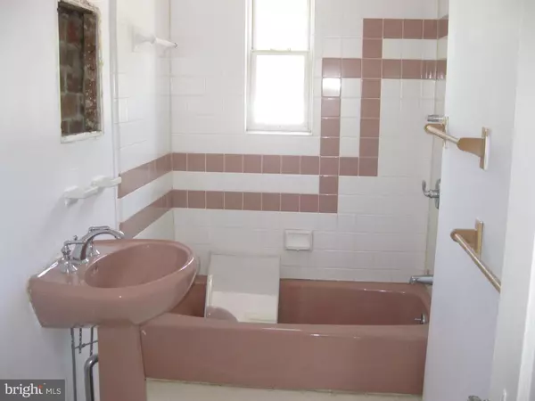 Upper Darby, PA 19082,204 MARGATE RD