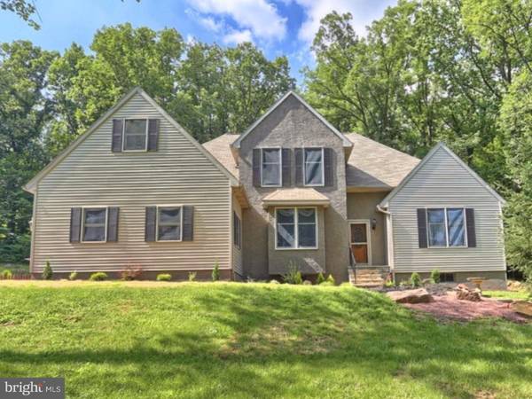 17 RUBY LN, Morgantown, PA 19543