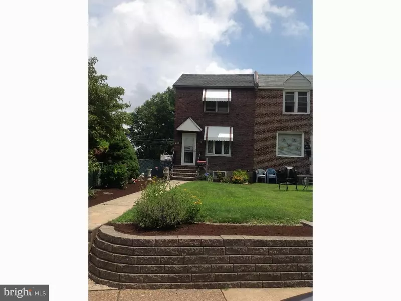 239 WESTPARK LN, Upper Darby, PA 19018