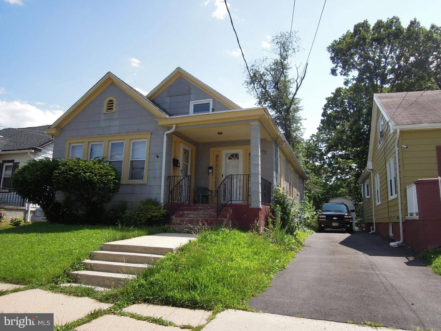 207 OLIVER AVE, Trenton, NJ 08618