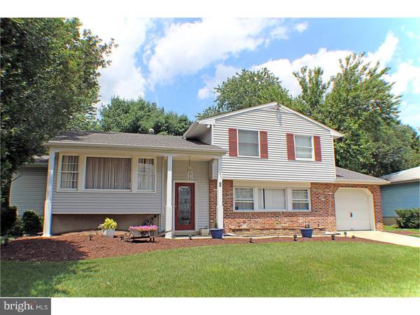 9 PENN DR, Delran, NJ 08075