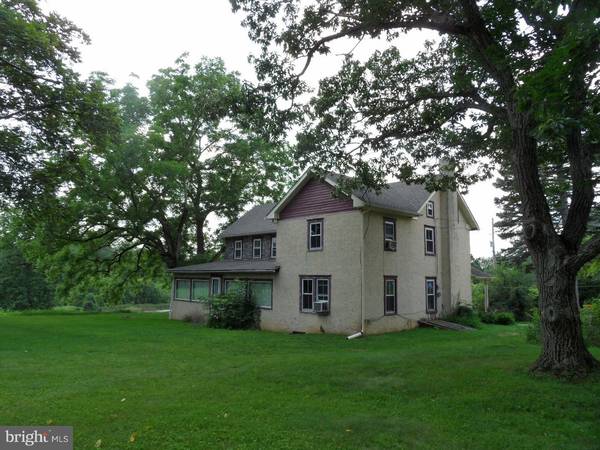 449 CENTER HILL RD, Upper Black Eddy, PA 18972