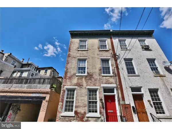 4447 BAKER ST, Philadelphia, PA 19127