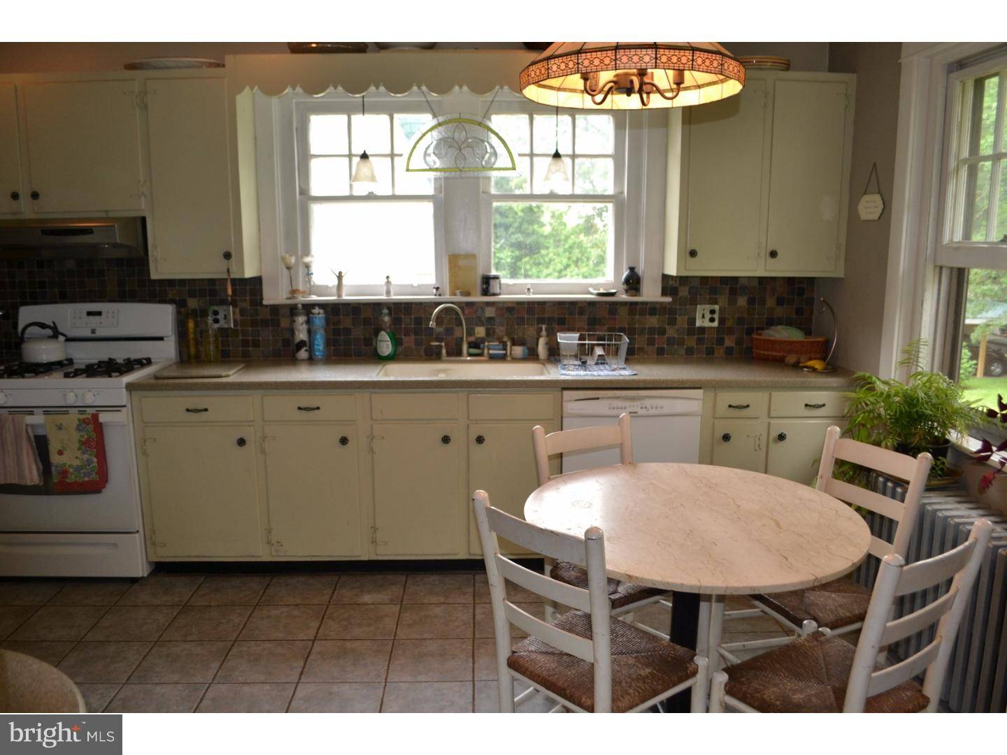 Perkasie, PA 18944,315 S 3RD ST