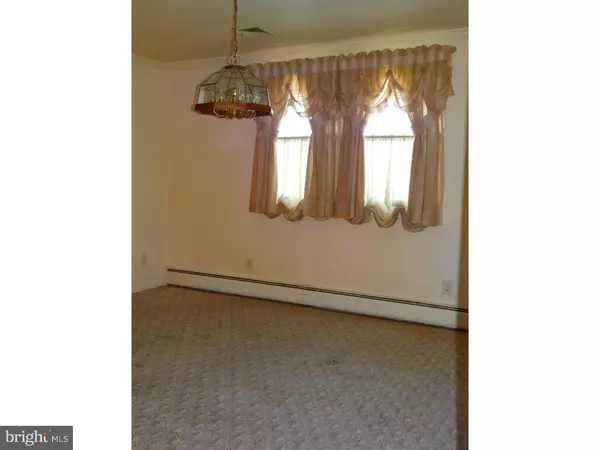 Gibbstown, NJ 08027,235 S POPLAR ST