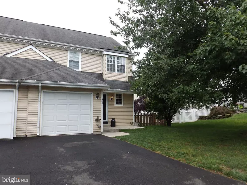 307 LAUREL DR, Limerick, PA 19468