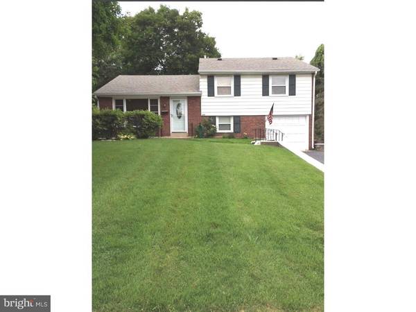 589 W WOODLAND AVE, Springfield, PA 19064