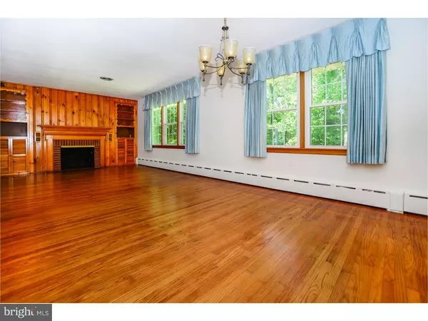 Mullica Hill, NJ 08062,11 FOLWELL LN