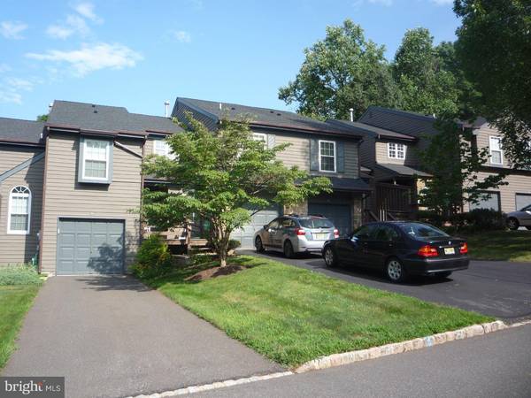 32B FOXBORO CT, Princeton, NJ 08540