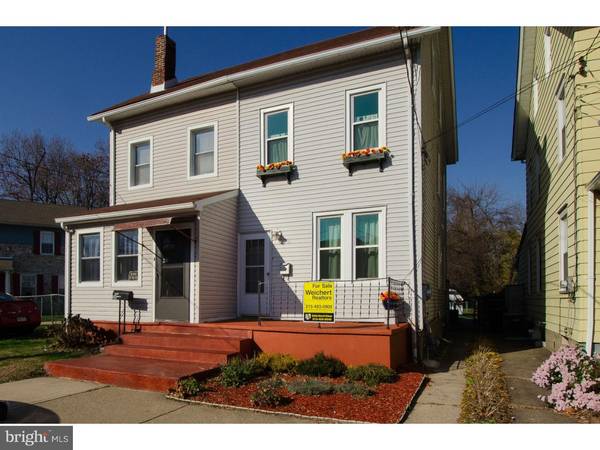 28 UNION ST, Morrisville, PA 19067