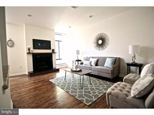 Philadelphia, PA 19147,105 LOMBARD ST #A