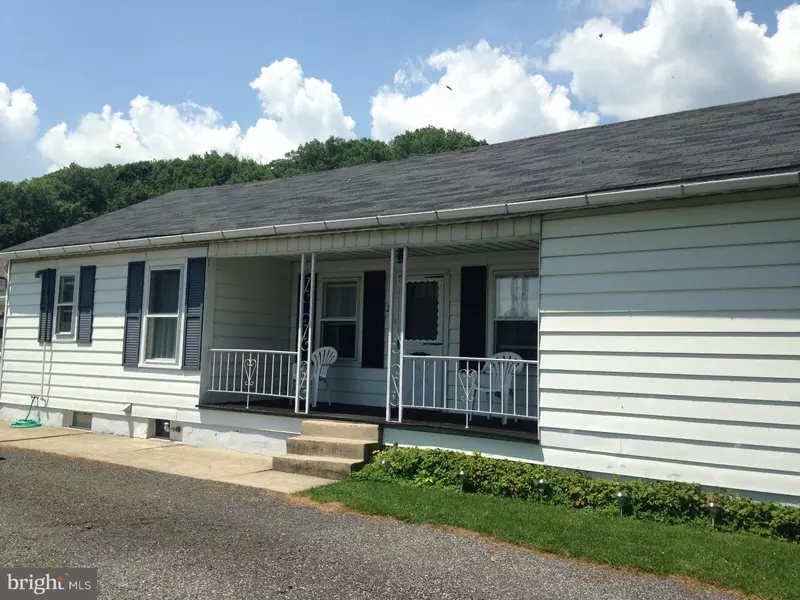 21 PRESCOTT ST, Cressona, PA 17929