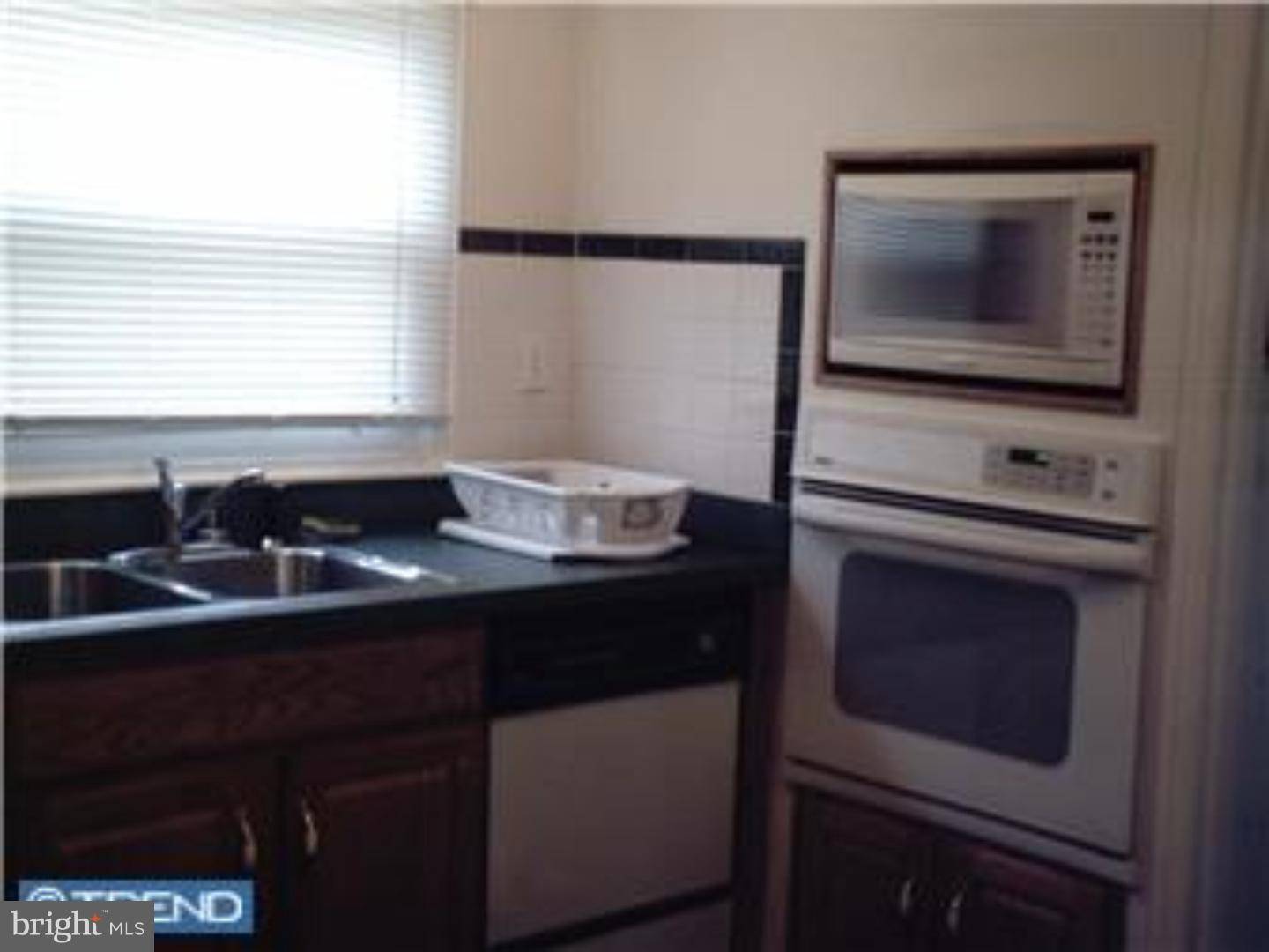 Willingboro, NJ 08046,59 BERKSHIRE LN