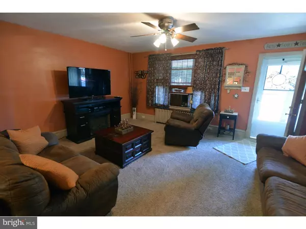 Pottsville, PA 17901,1814 3RD AVE