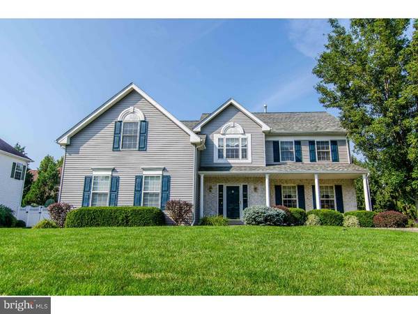 521 SHAKESPEARE DR, Collegeville, PA 19426