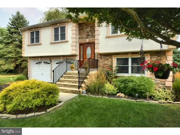 Ewing, NJ 08638,7 MANOR HOUSE DR