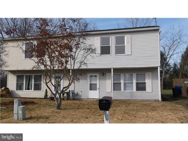 28 FARMHOUSE RD, Sicklerville, NJ 08081