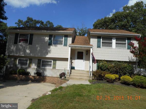 9 SPRING LAKE AVE, Sewell, NJ 08080