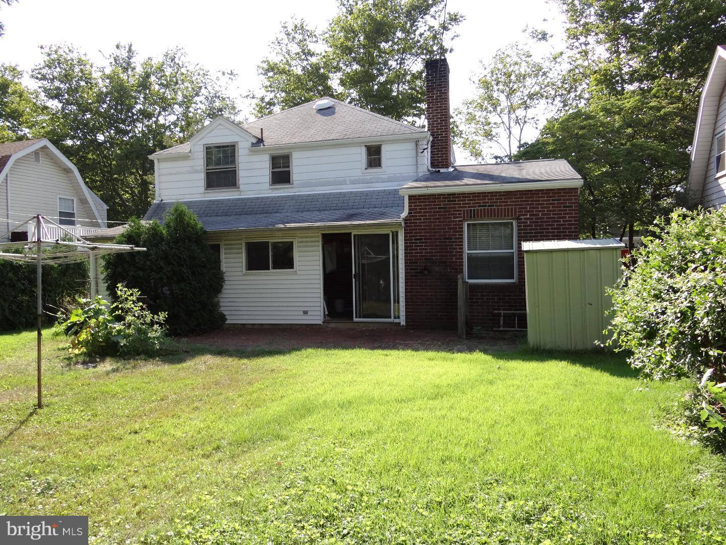18049, PA 18049,914 BUTTONWOOD ST