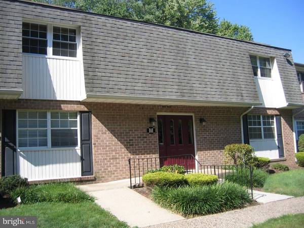 208M HAMPTON XING #M, Southampton, PA 18966