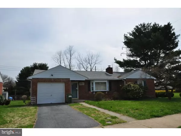 2344 HUNTINGTON ST, Bethlehem, PA 18017