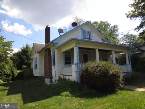 133 W MAPLE AVE, Morrisville, PA 19067