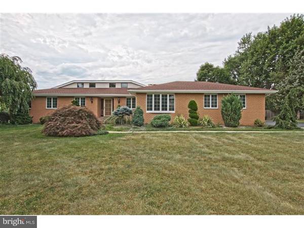 85 RICHARDSON RD, Robbinsville, NJ 08691