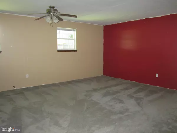 Lusby, MD 20657,8340 EVERGREEN DR